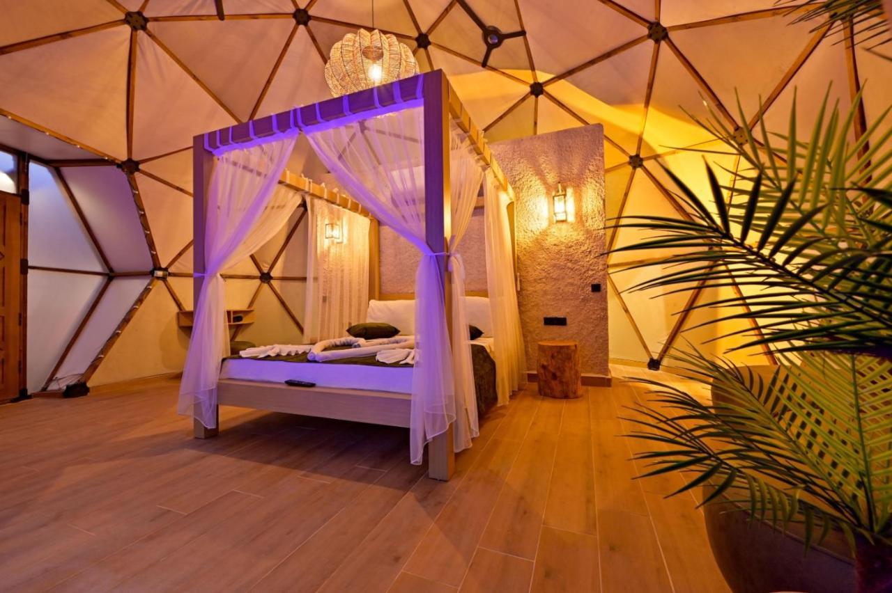 Kalkan Dome Suites & Deluxe Hotel Kaș Exterior foto