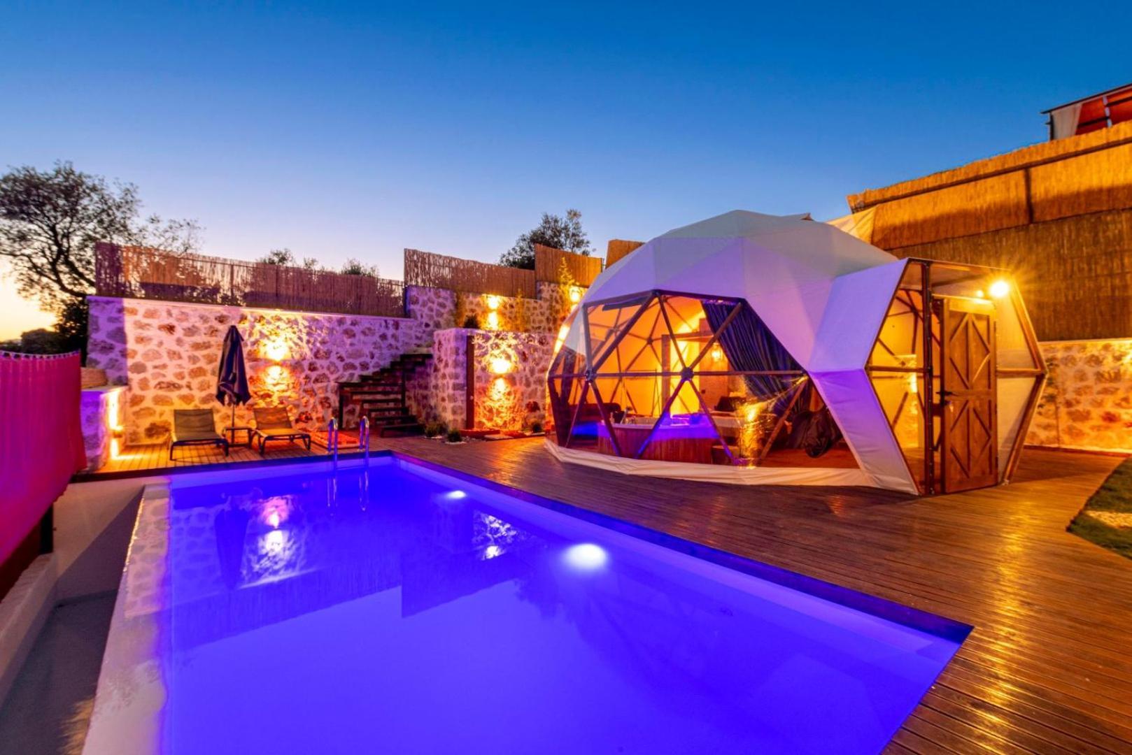 Kalkan Dome Suites & Deluxe Hotel Kaș Exterior foto